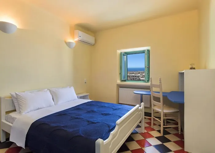 Fira Center Houses