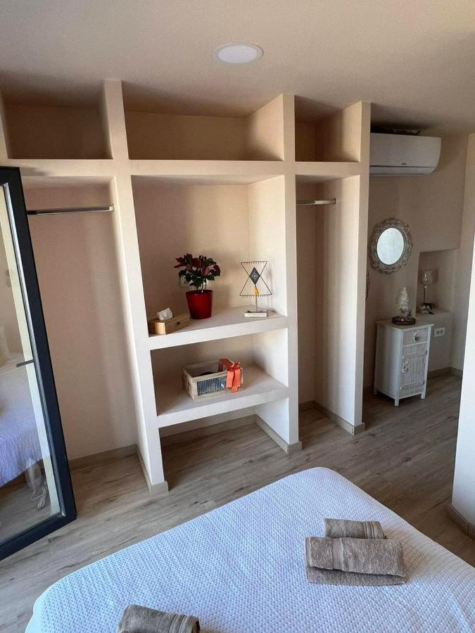 Apartment Center Fira (Santorini)